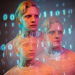 Dijital ikili bindirme ile yaratıcı erkek portresi, modern bir sanatsal stil sergiliyor. - yapay zeka seo